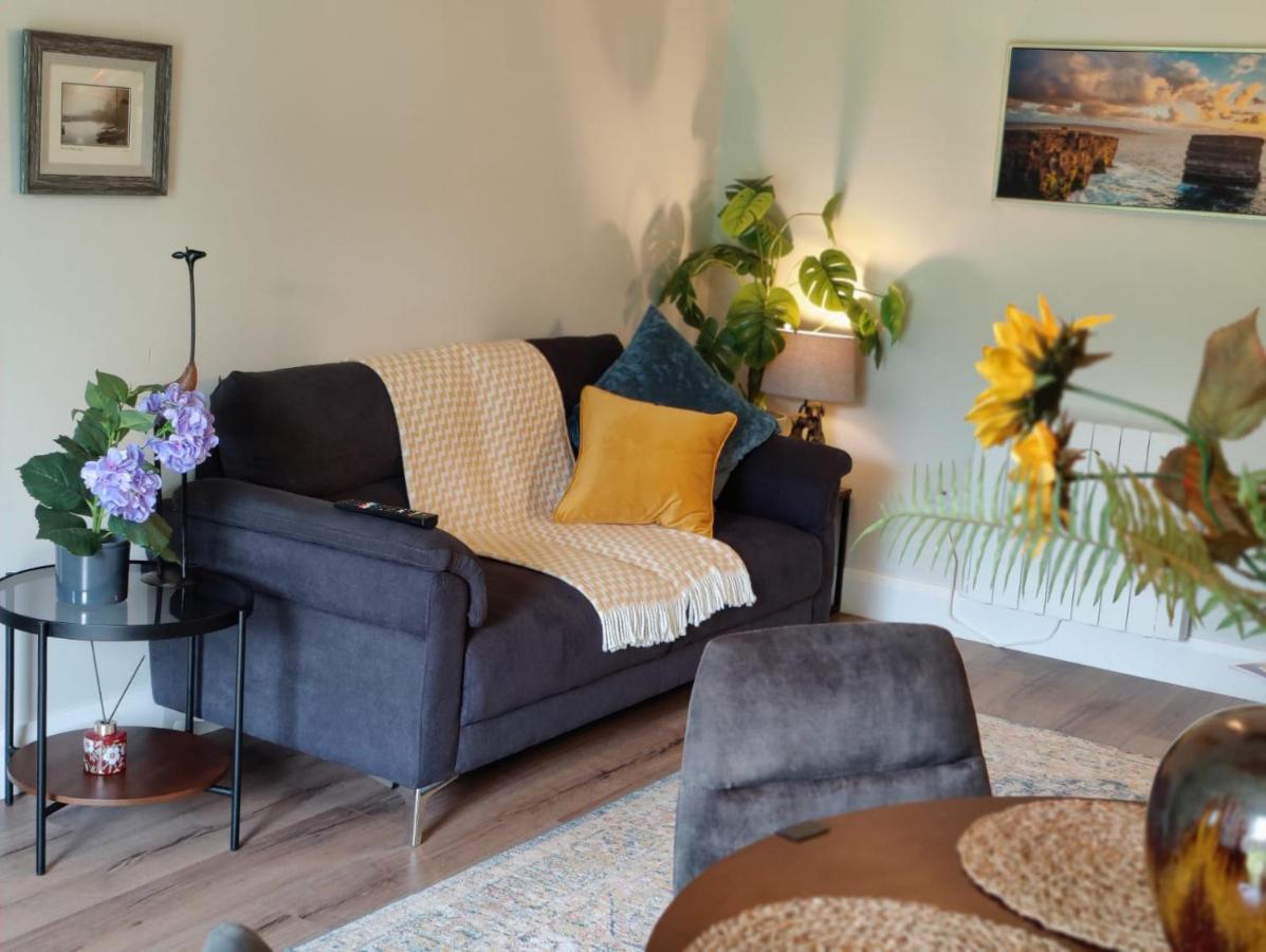Butterfly Guesthouse - Entire Home Within 5Km Of Galway City Экстерьер фото